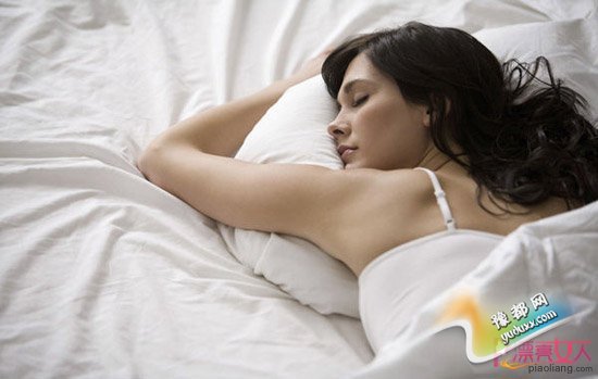 肉眼看不见 枕套是粉刺的元凶之一