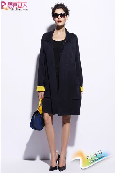 单穿叠穿都好看 长款毛衣外套正夯