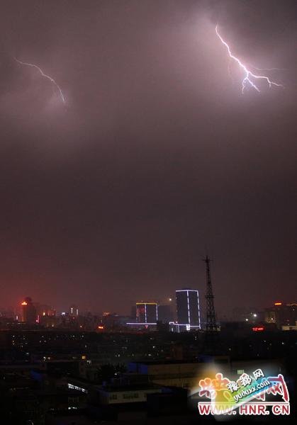 周末河南部分地区有阵雨 下周晴热为主最高35℃