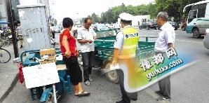 郑州严查四环内高污染农用车 闯禁行罚100元扣3分