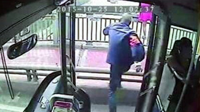 �Ͼ�һŮ�������� ����˾��ͣ�����¾���