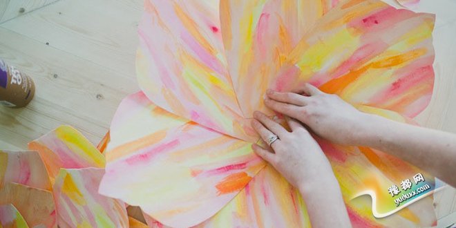 大型纸花的做法图解 DIY婚礼纸花背景墙