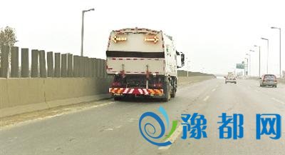  郑州1845条道路“洗漱”一新 南阳路等完成中修