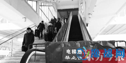  郑焦城铁开跑半年多 焦作站电梯仍在“趴窝”