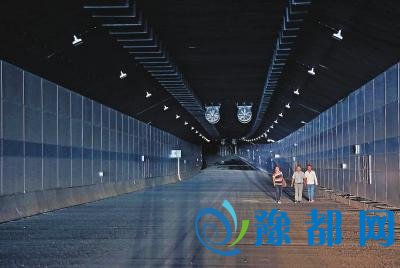  郑州龙湖地下变通途 隧道年内开车可穿行