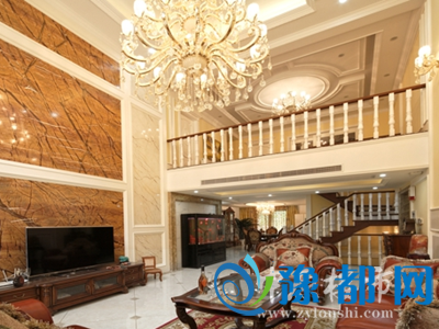 28104535349727a5009570.png 2.png