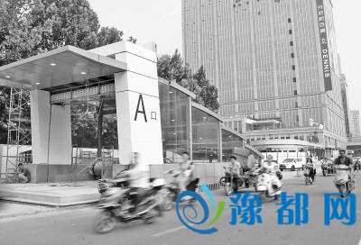 郑州地铁2号线8月通车 大部分站点设置四个出入口