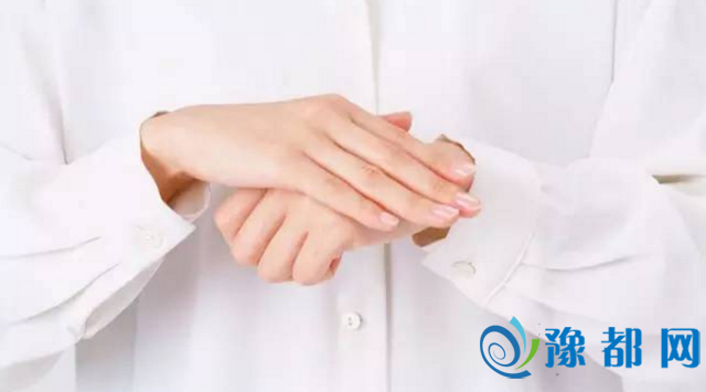 手指发麻竟然这么可怕 能预示十种疾病