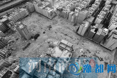 郑州市庙李村拆迁 降尘不到位被抹“一脸灰”