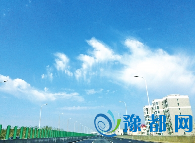 郑州阳光刚露脸雨水又来了 未来三天还是冷雨天