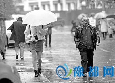 我省入冬首场大范围降雪 昨日已陆续飘洒