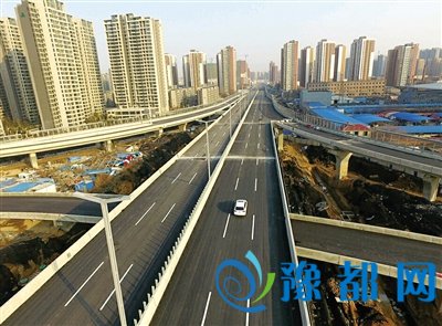  郑州农业路高架这段路试通车 开通3对上下桥匝道