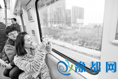 郑州城郊铁路一期开通试运营 与T2航站楼无缝对接