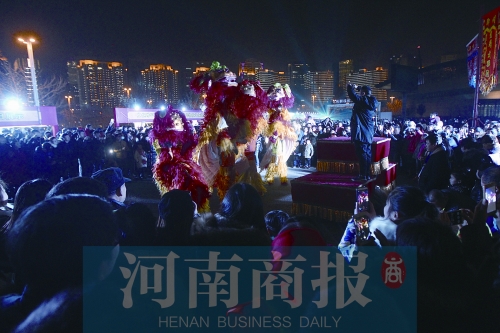 灯光秀、民俗传承人晒“绝活” 看看郑州的花式跨年