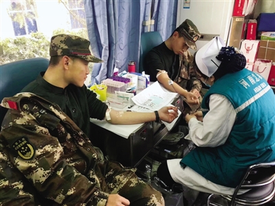 郑州季节性缺血 无偿献血他们在行动