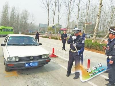 河南建3000个视频监控点 织“天网”专逮违法车