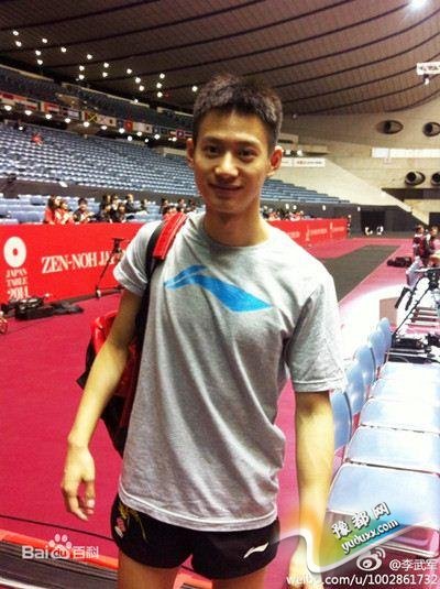 河南帅气运动员世乒赛获银牌 4岁开始打球(图)